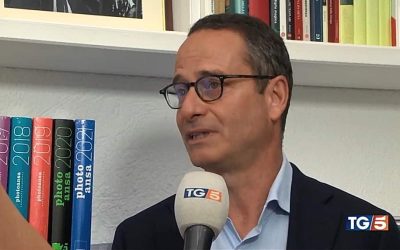 Tg 5, Libro e mostra  “I libri si sentono soli”